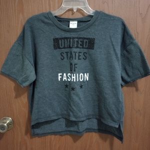 [1] Abercrombie Kids Crop Top T-Shirt with Black Glitter Size 16